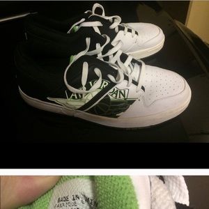 Air Jordan’s dunks